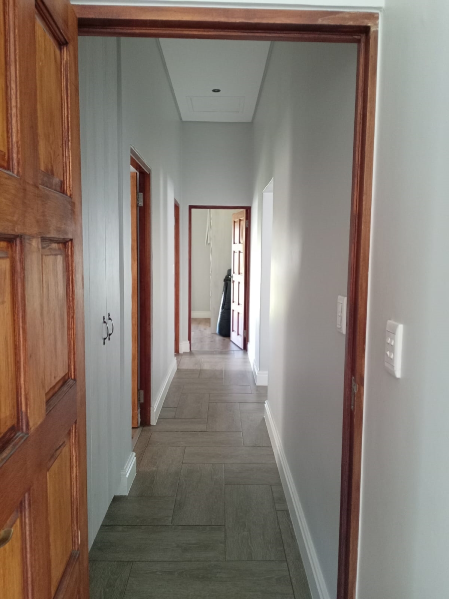 To Let 3 Bedroom Property for Rent in Croydon Olive Estate Western Cape